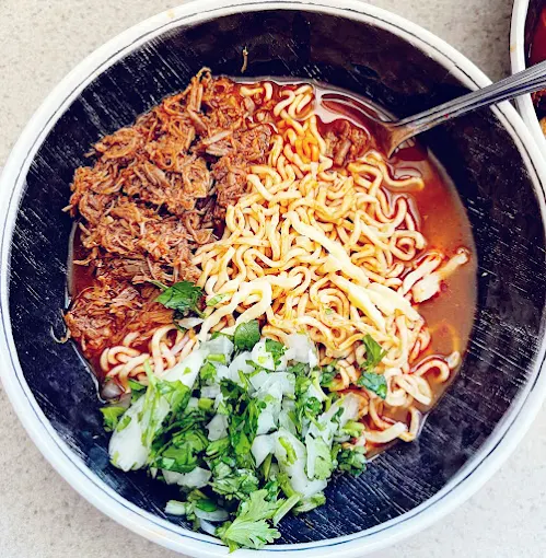 Orden de Birria Plato Grande BIRRIERÍA IGLESIAS GOPHER
