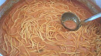 Spaghetti Rojo La Papa su cocina GOPHER
