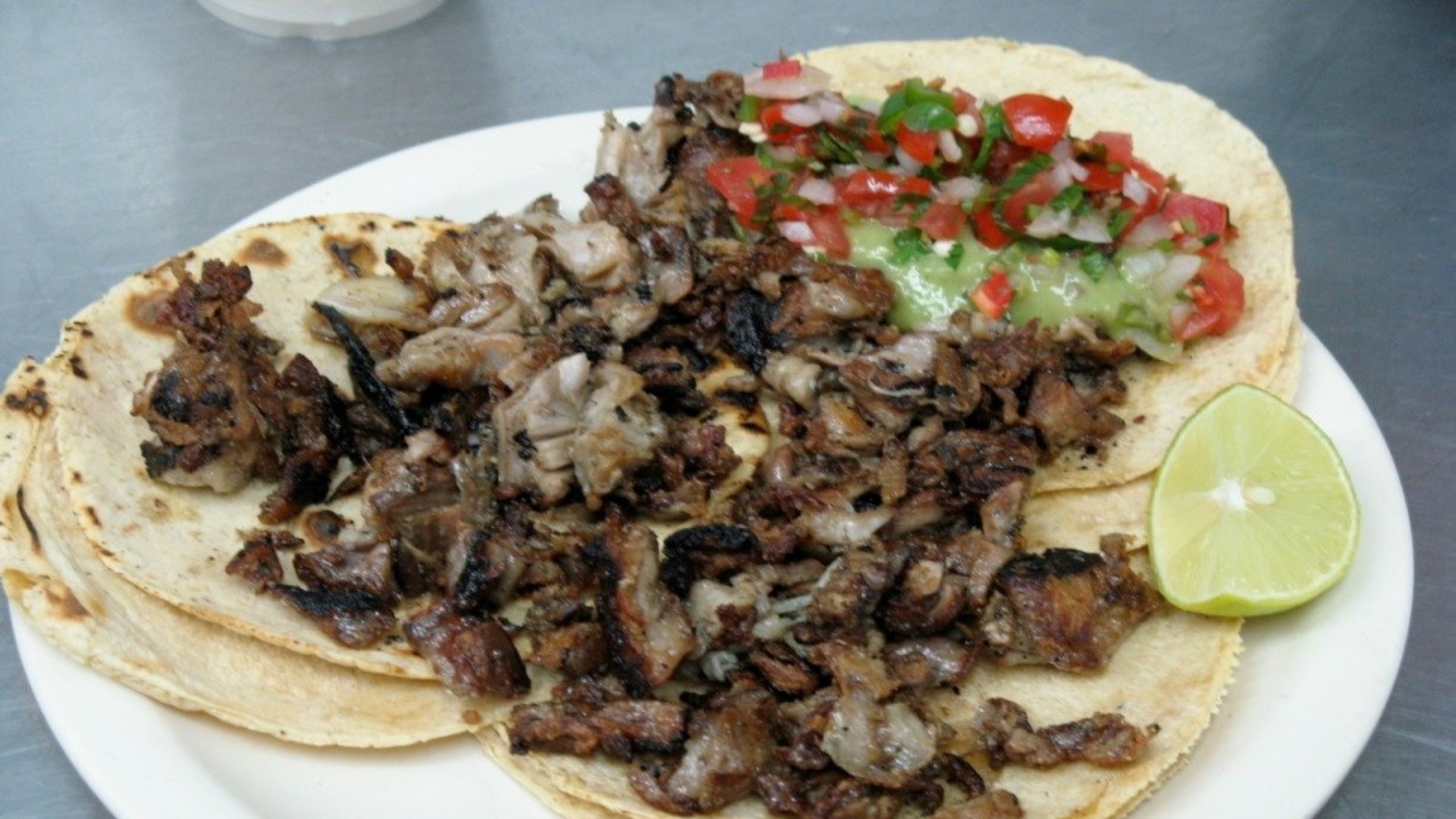 Taco de machitos Tacos Los Peques GOPHER